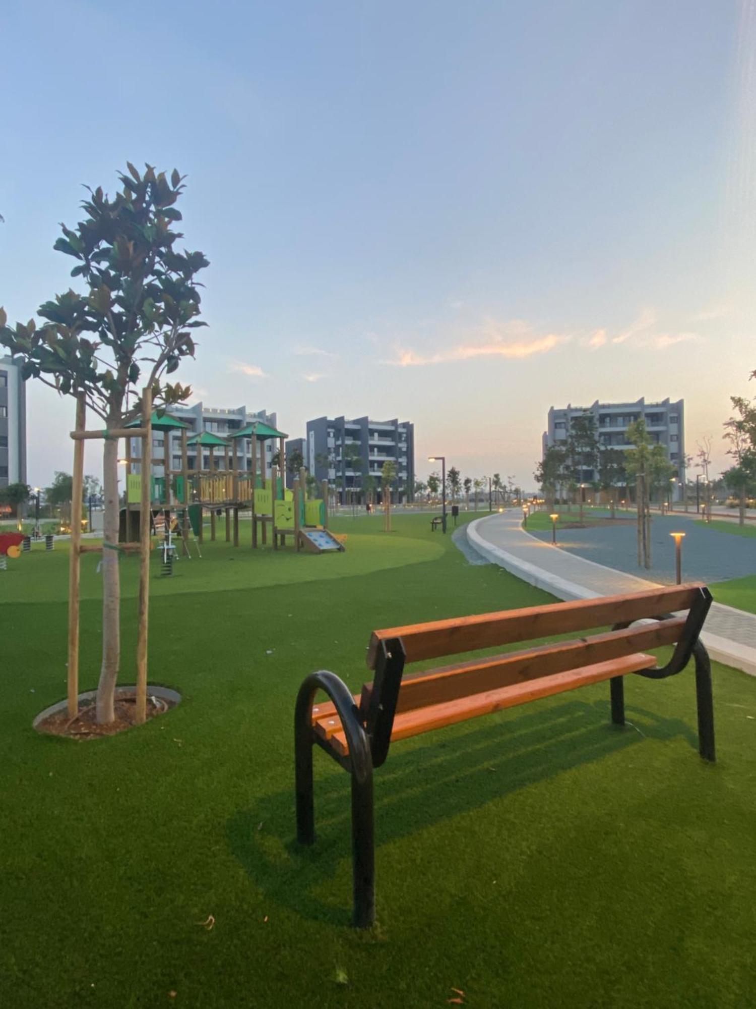 Sunset Gardens - Holiday Apartments - By Tlv Living ليماسول المظهر الخارجي الصورة