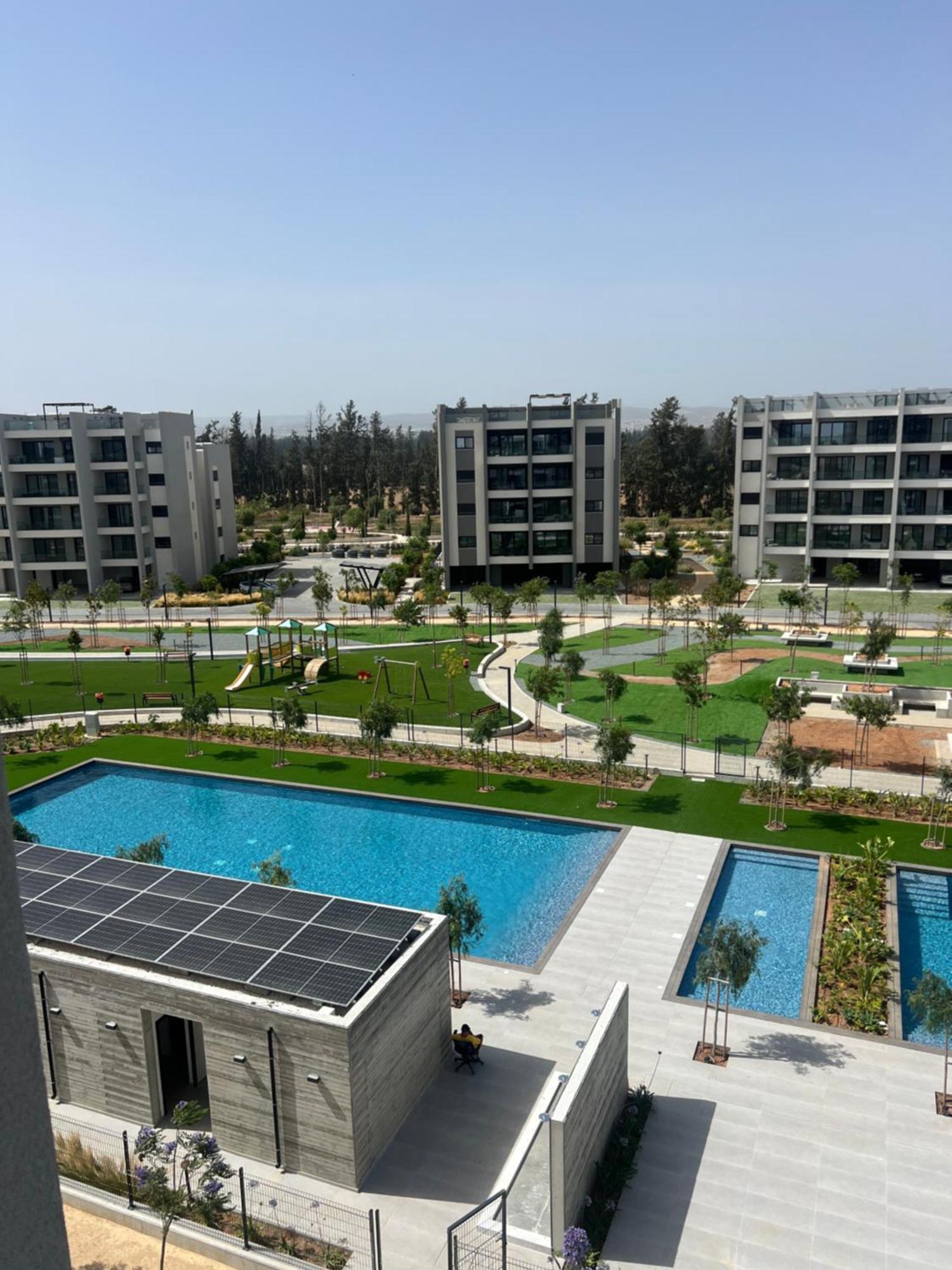 Sunset Gardens - Holiday Apartments - By Tlv Living ليماسول المظهر الخارجي الصورة