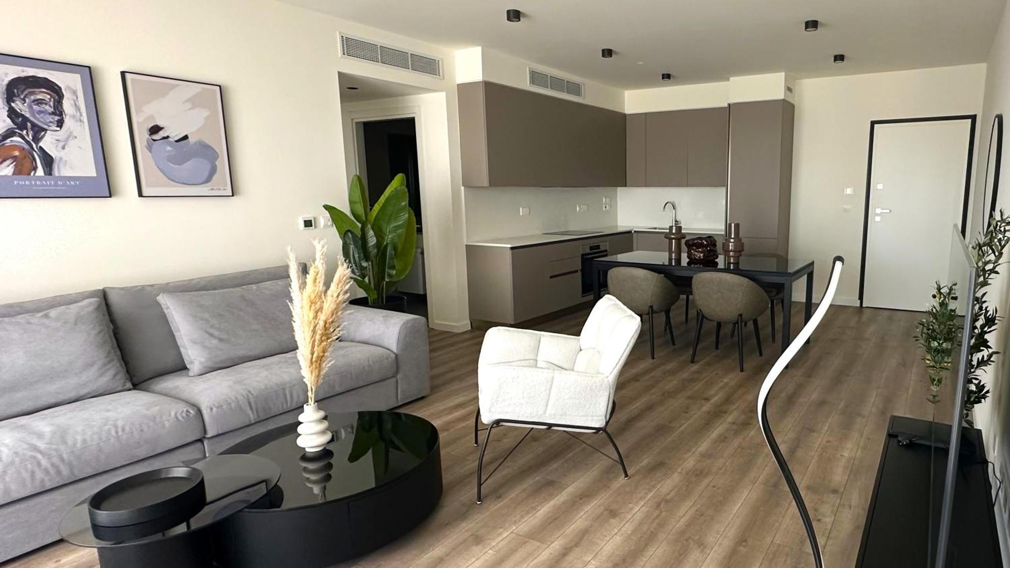 Sunset Gardens - Holiday Apartments - By Tlv Living ليماسول المظهر الخارجي الصورة