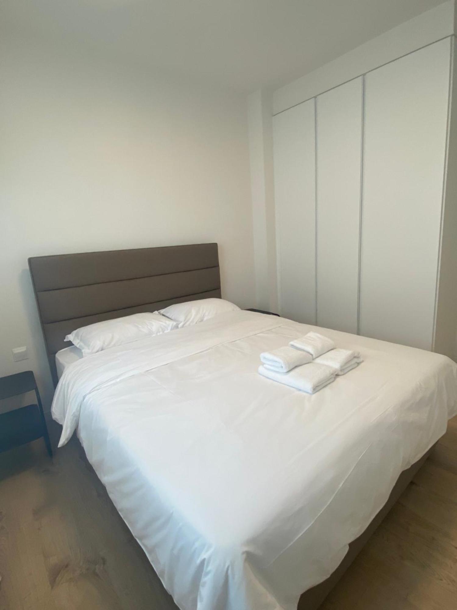 Sunset Gardens - Holiday Apartments - By Tlv Living ليماسول المظهر الخارجي الصورة